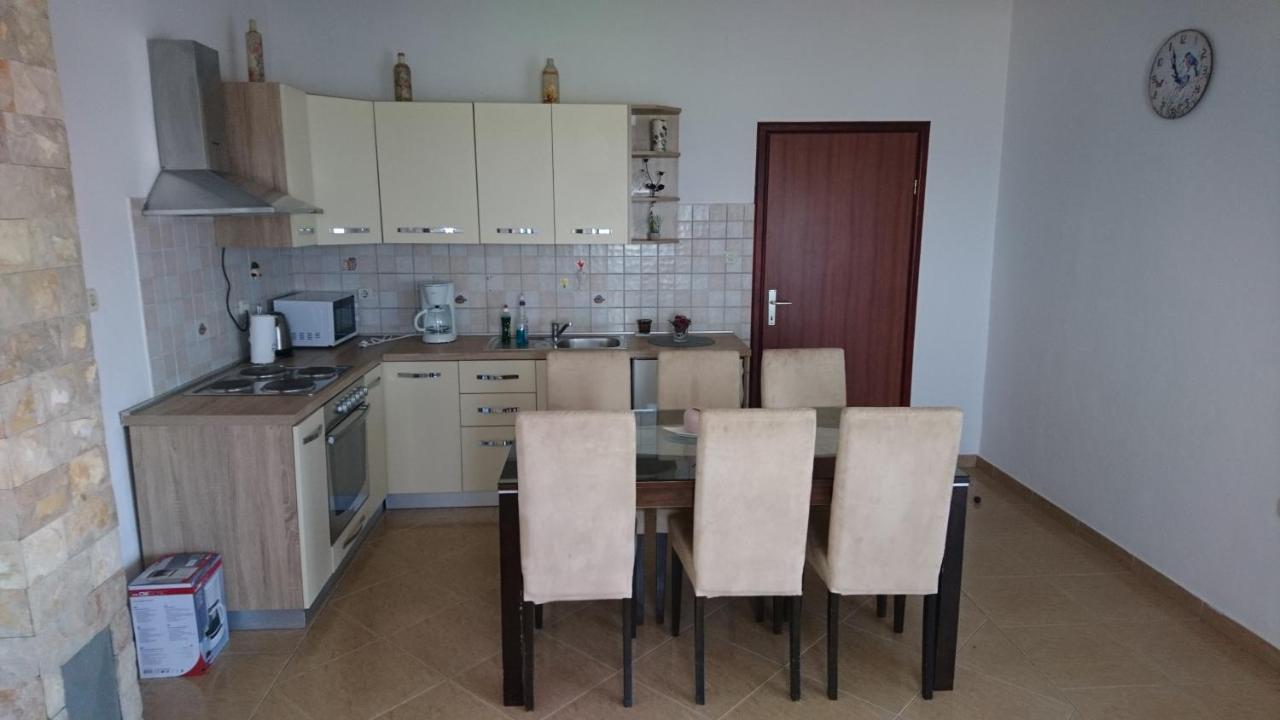 Ražanac Apartman Vuleta מראה חיצוני תמונה