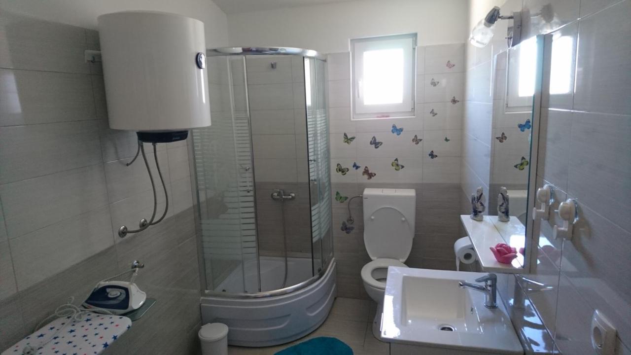Ražanac Apartman Vuleta מראה חיצוני תמונה